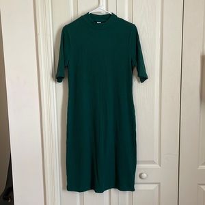 Old Navy mock neck emerald green midi dress, size M.